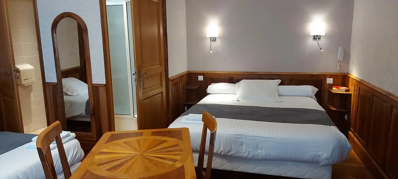 Hotel La Montagne Fleurie Barèges 3*,  Francia