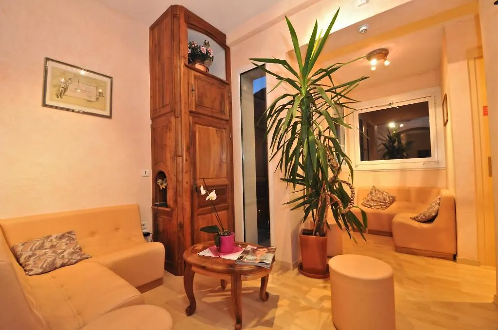 Hotel La Montagne Fleurie Barèges